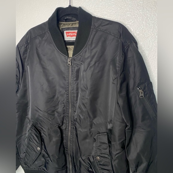 Levi's Men's Flight Satin Unfilled Ma-1 Bomber Black size XL - Picture 6 of 10